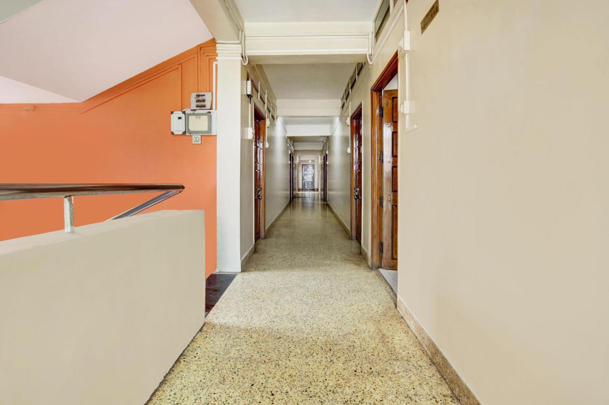 Hotel Spot On Shree Ram Residency Hubballi-Dharwar Zewnętrze zdjęcie