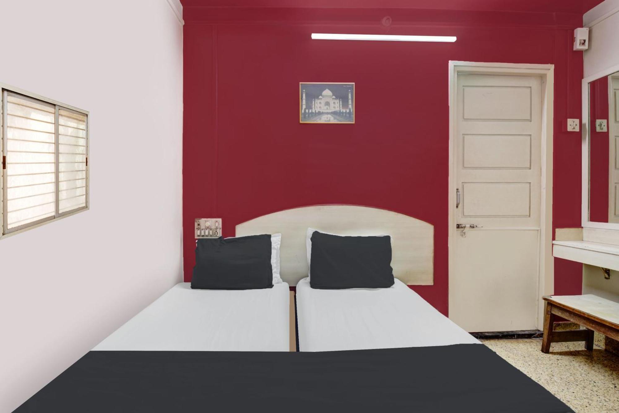 Hotel Spot On Shree Ram Residency Hubballi-Dharwar Zewnętrze zdjęcie