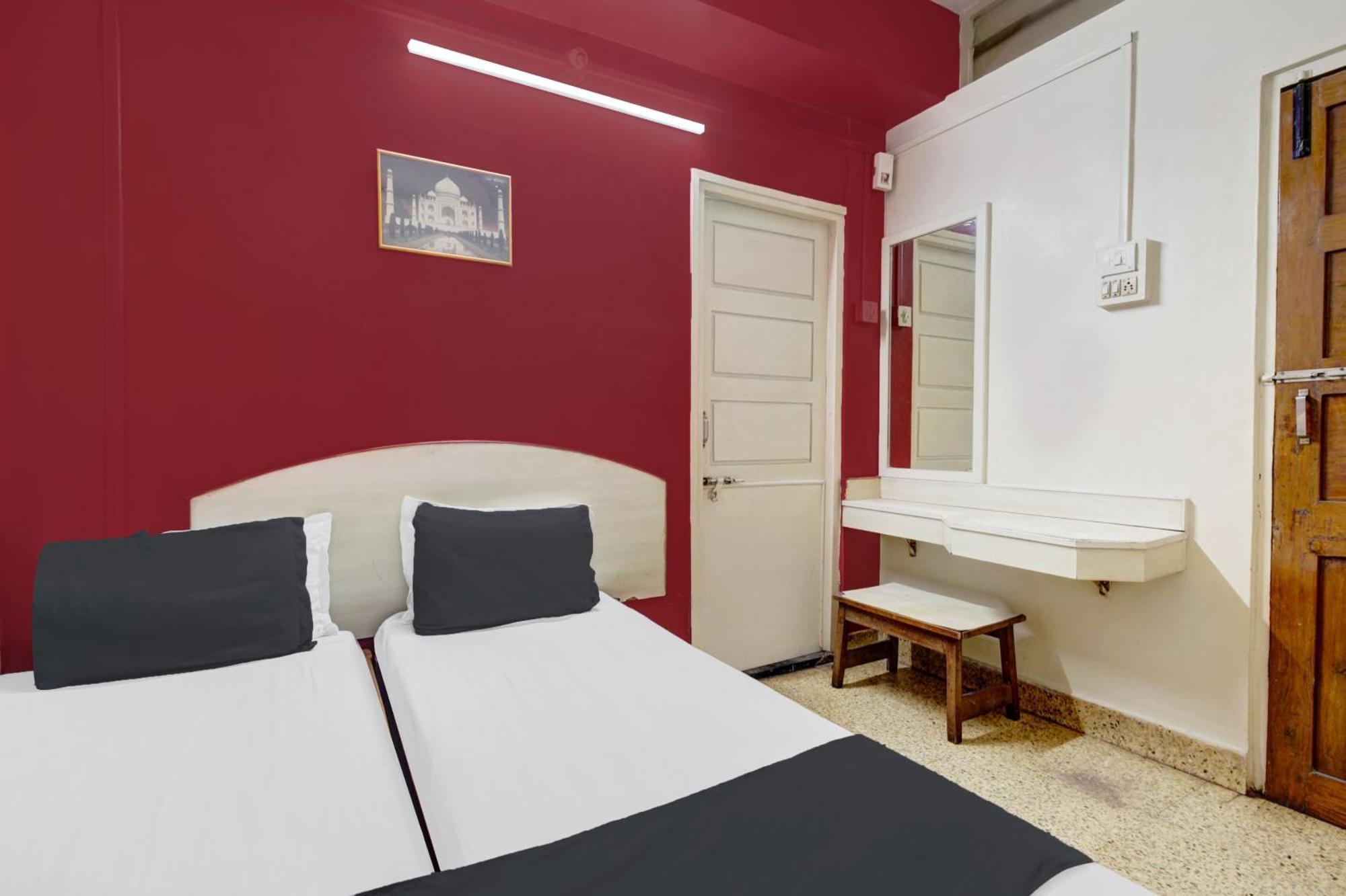 Hotel Spot On Shree Ram Residency Hubballi-Dharwar Zewnętrze zdjęcie